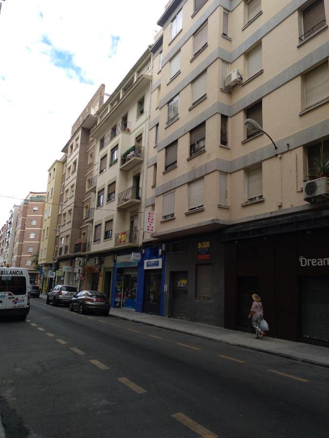 Pension Miraflores Сарагоса Екстериор снимка